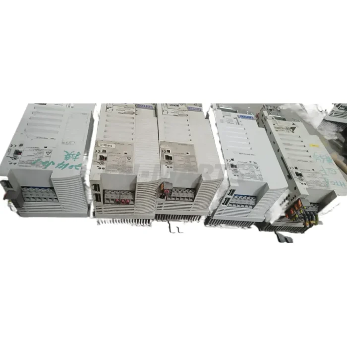 Lenze E82EV402_4C 3.0KW