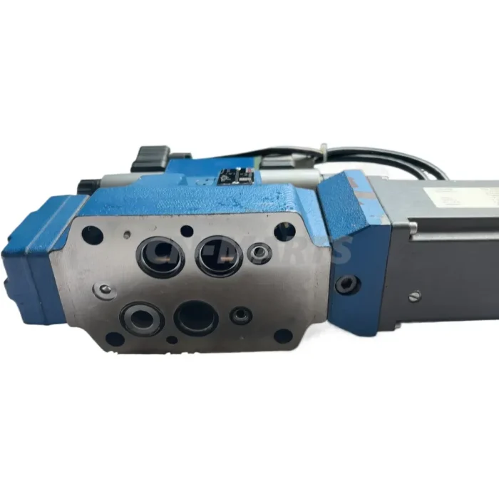 Rexroth R900715040 4WRKE 16 W8-200L-35/6EG24ETK31/F1D3M