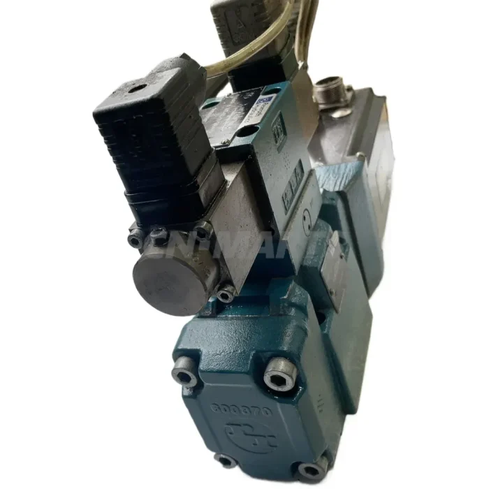 Rexroth R900954199 4WRKE 10 E100-21/6A24K9/D3M