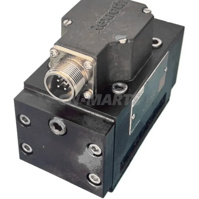 Rexroth R901370776 4WS2EM10-5X/90B11XHET210K31EV-100