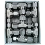 Swagelok SS-810-3-6-8