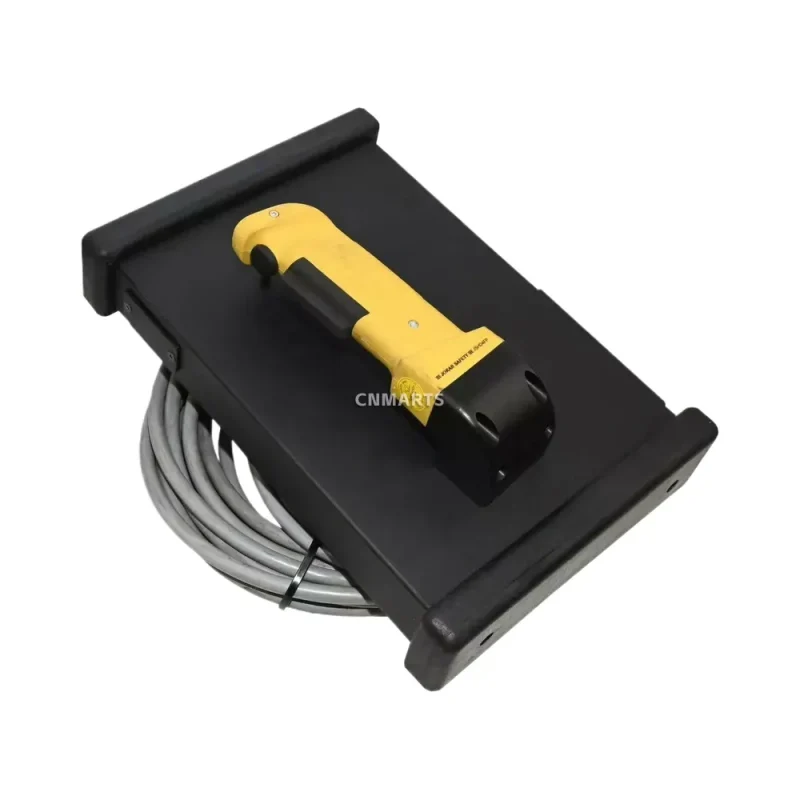 Beijer Electronics E820 Industrial Control Panel / HMI Pendant